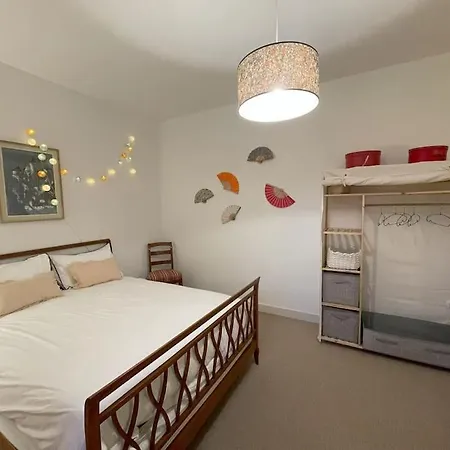 別荘 Manoir De Famille Proche Saint-Étienne-Cantalès