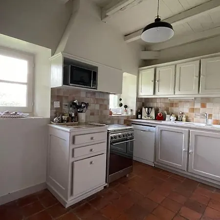 Manoir De Famille Proche Hébergement de vacances *