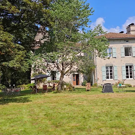 Manoir De Famille Proche Hébergement de vacances *