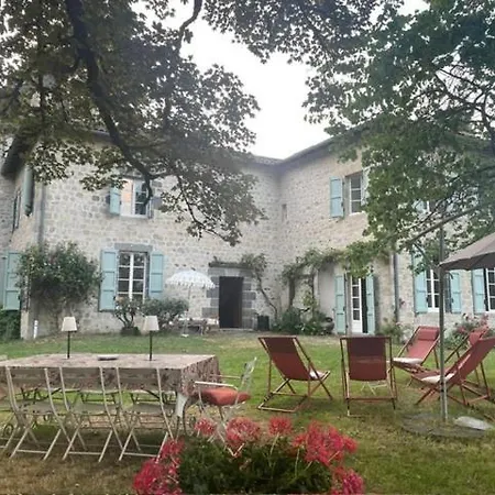 Manoir De Famille Proche
