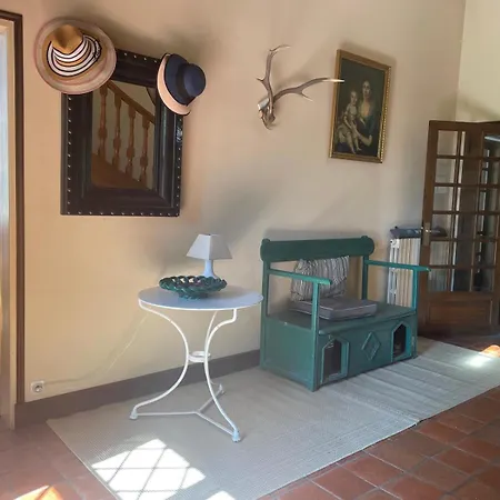 Manoir De Famille Proche *