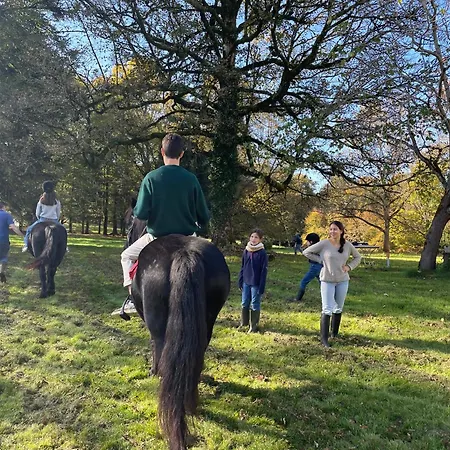 Manoir De Famille Proche *