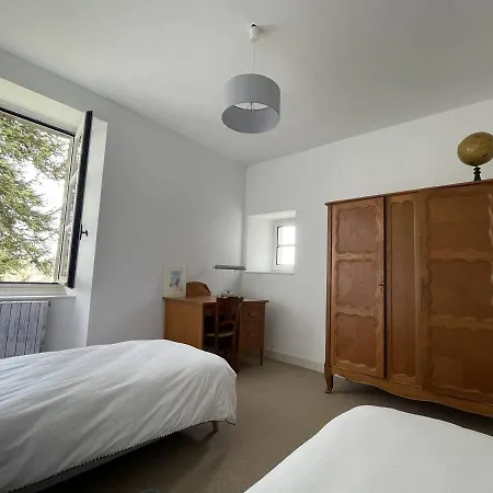 Manoir De Famille Proche Hébergement de vacances *