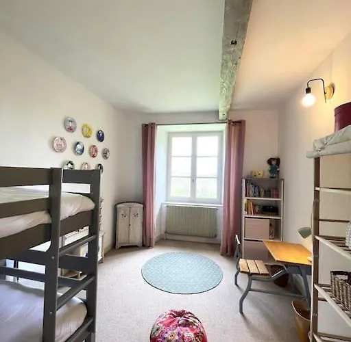 Manoir De Famille Proche Casa de Férias