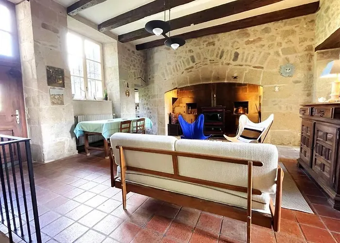 Manoir De Famille Proche Casa de Férias