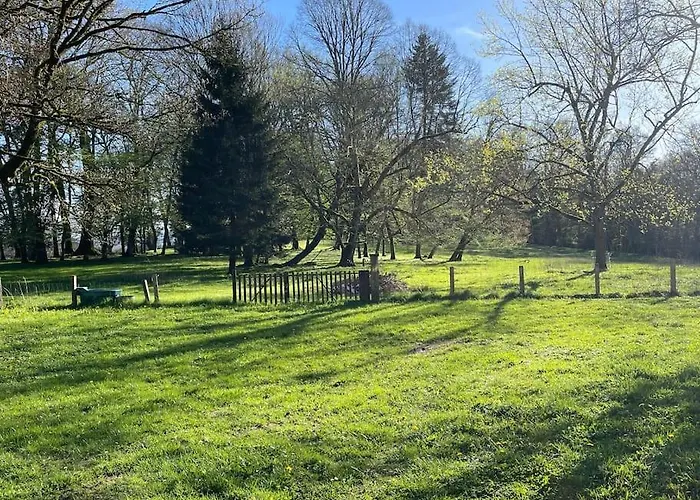 Manoir De Famille Proche * Saint-Etienne-Cantales