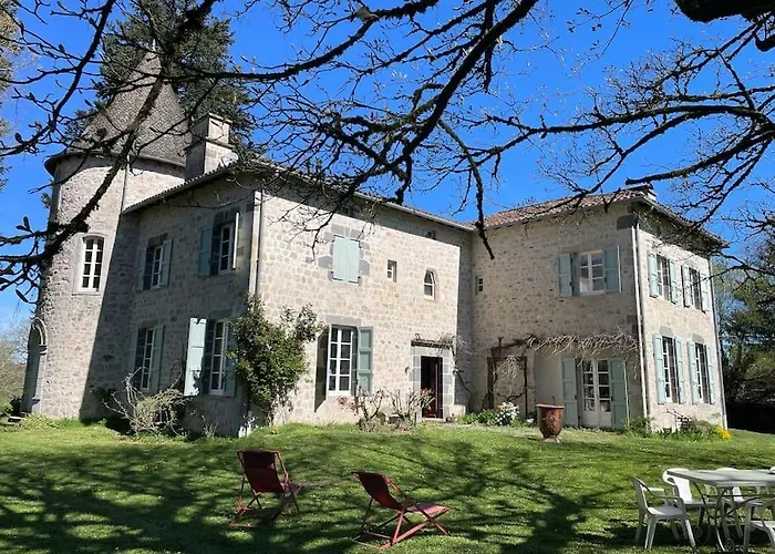 Manoir De Famille Proche Casa de Férias *