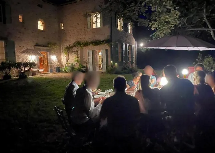 Manoir De Famille Proche * Saint-Etienne-Cantales